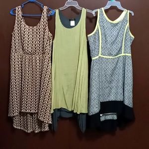 Bundle 3 dresses size XL brown, green and gray and black and white